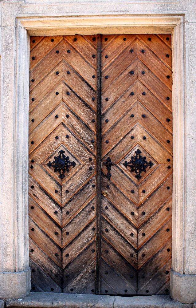 Wooden door. Free public domain CC0 photo.