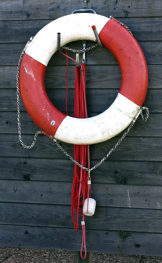 Ring buoy. Free public domain CC0 image.