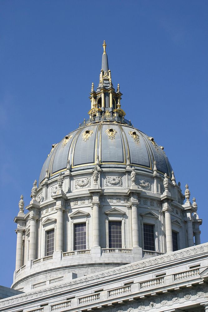 San Francisco city hall. Free public domain CC0 photo.