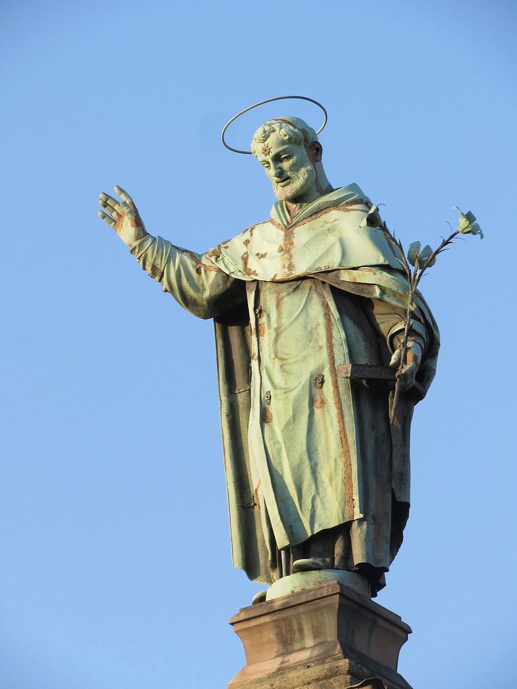 Statue in Italy. Free public domain CC0 photo.
