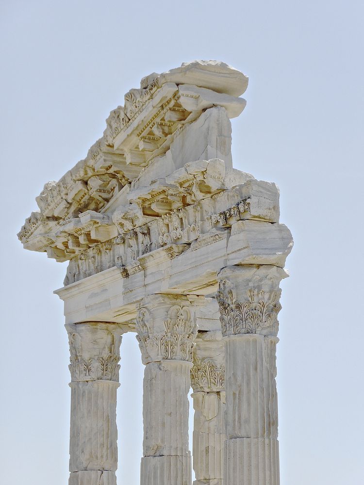 Ancient greek pillar. Free public domain CC0 photo.