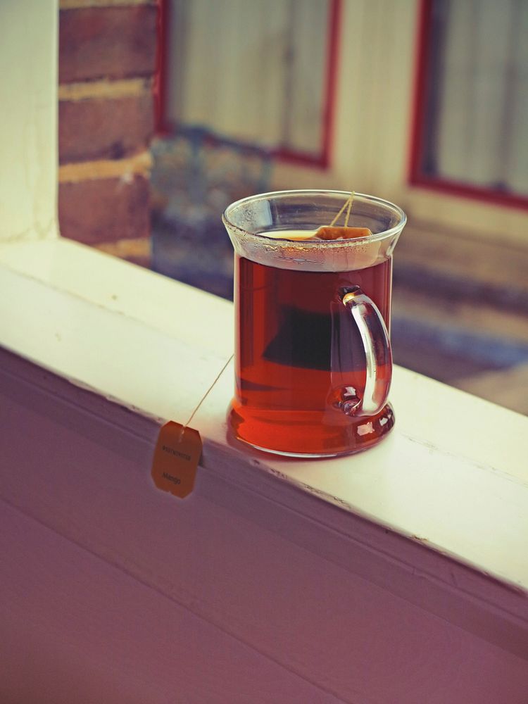 Hot tea in a cup. Free public domain CC0 image