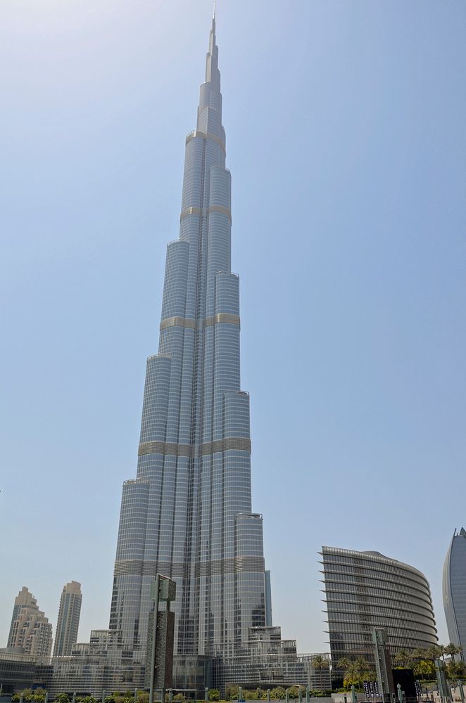 Burj Khalifa skyscraper architecture. Free public domain CC0 image.