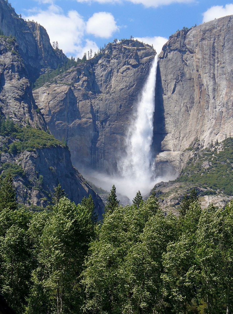 Free Yosemite National Park image, public domain nature CC0 photo.