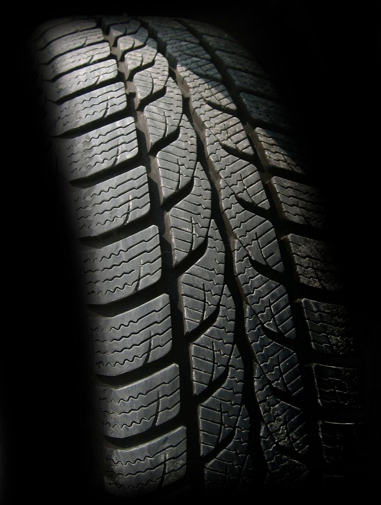Free tyre image, public domain CC0 photo.