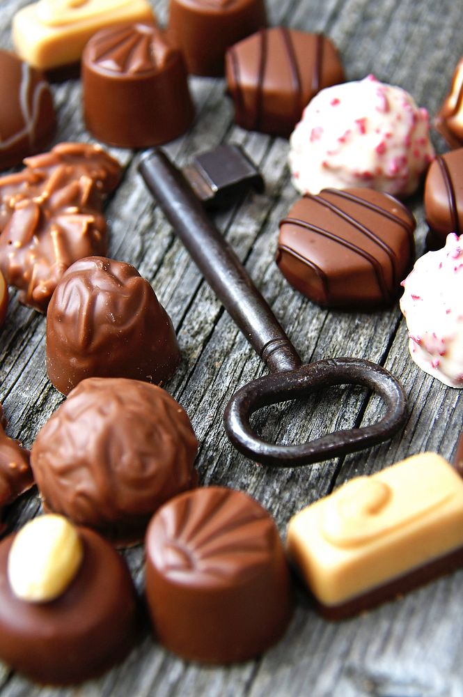 Free chocolate truffles image, public domain CC0 photo.