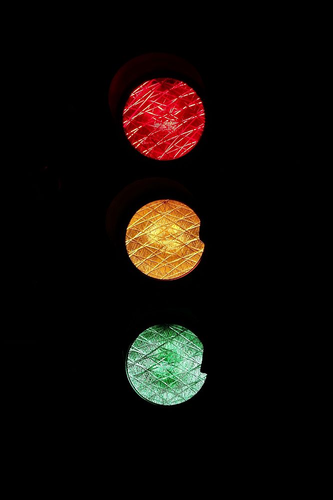 Free traffic light image, public domain CC0 photo.