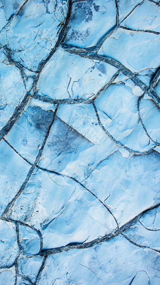 Cracked ground texture mobile wallpaper, high definition background