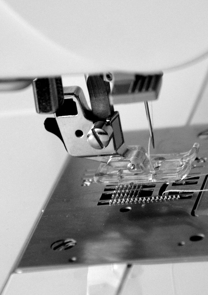 Close up sewing machine. Free public domain CC0 photo.