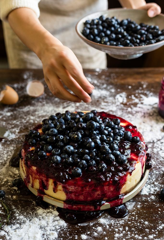 Cheesecake topped with blueberry sauce