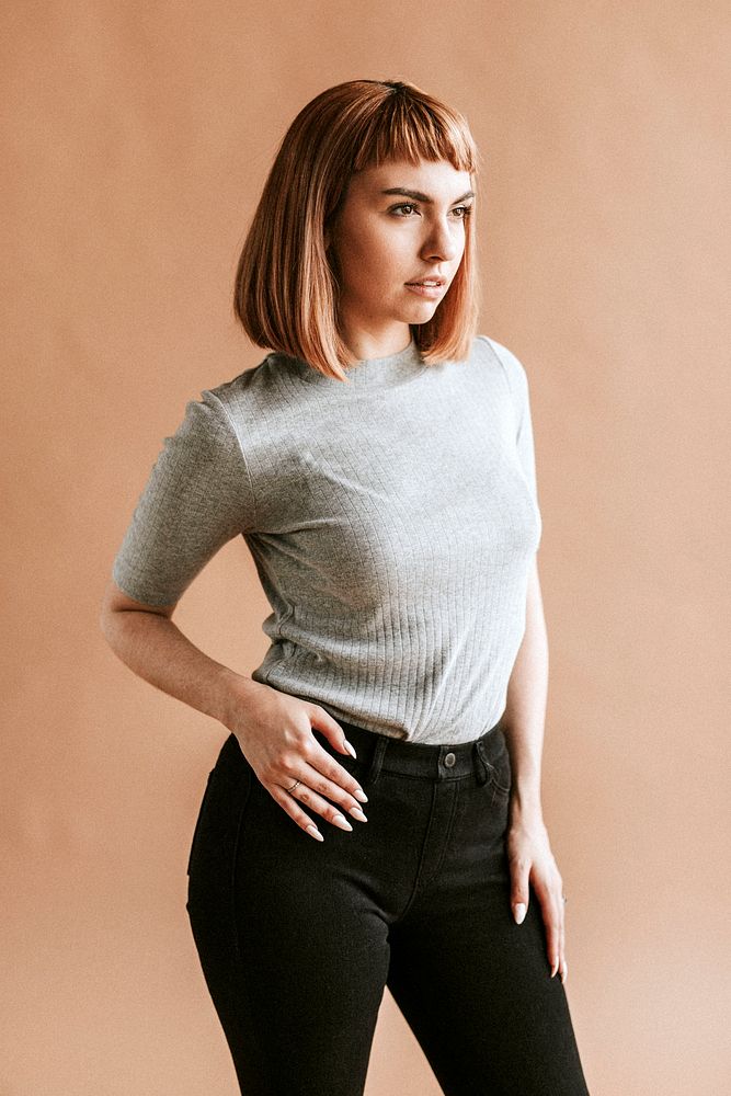 Short brown hair woman in a studio shoot