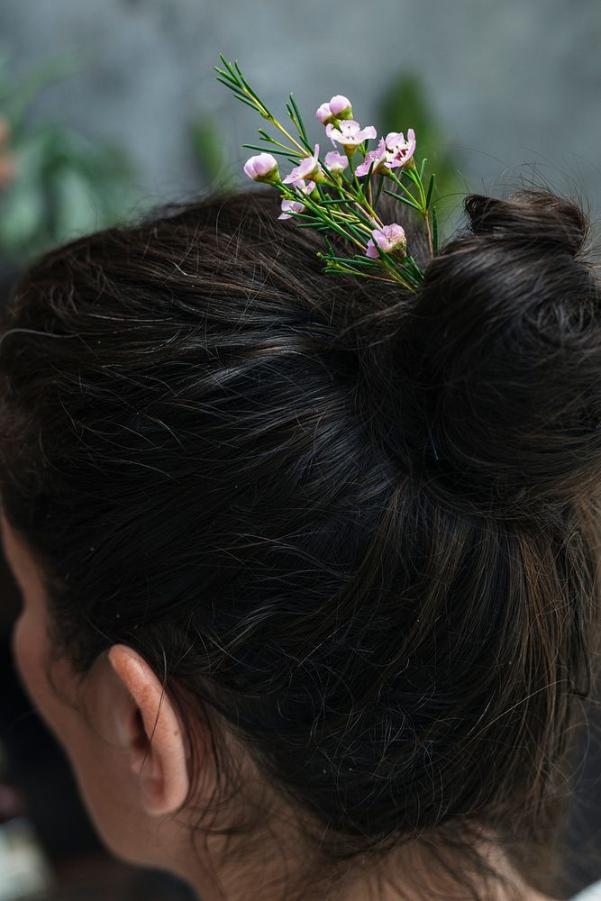 Brunette with flowers in her hair
