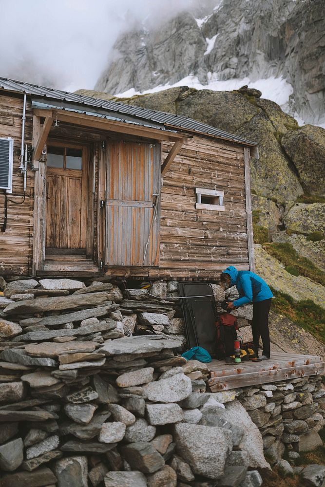 Refuge de Charpoua mountain cabin in France
