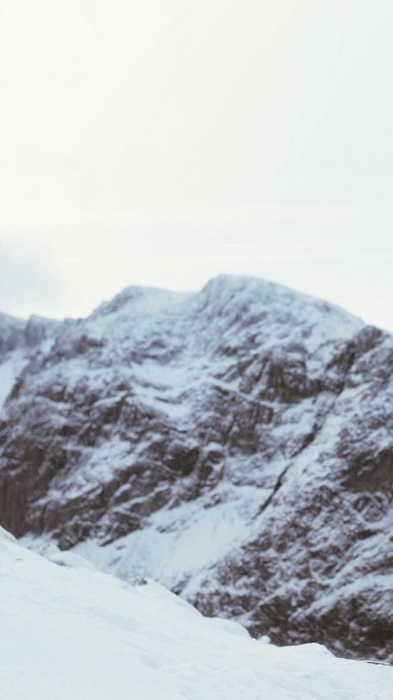 Snow covered Ben Nevis mountain mobile wallpaper
