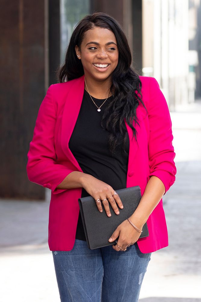 Woman in pink blazer mockup psd stylish business casual look