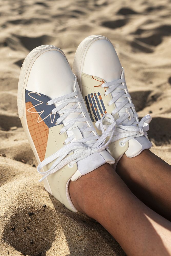 Sneakers mockup psd women&rsquo;s beach fashion shoot