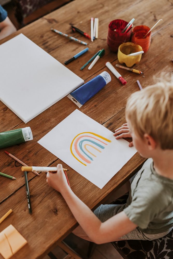 Kids in art class, homeschooling in the new normal