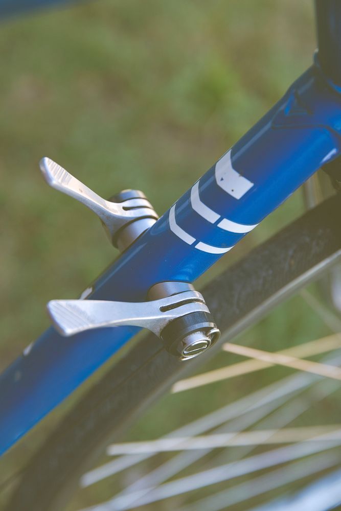 Close up of a bike seat adjuster