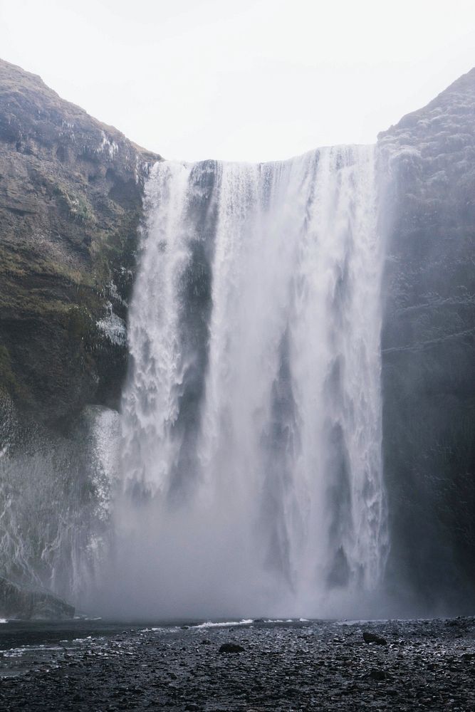 Skogafoss waterfall on the Skoga River, Iceland