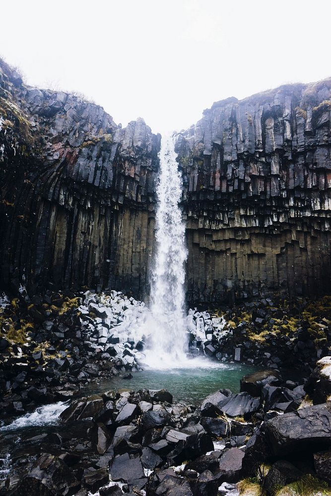 Svartifoss waterfall in Skaftafell, Vatnaj&ouml;kull National Park, Iceland
