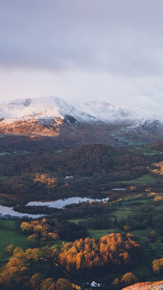 Nature iPhone wallpaper background, Loughrigg Fell in the English Lake District, United Kingdom