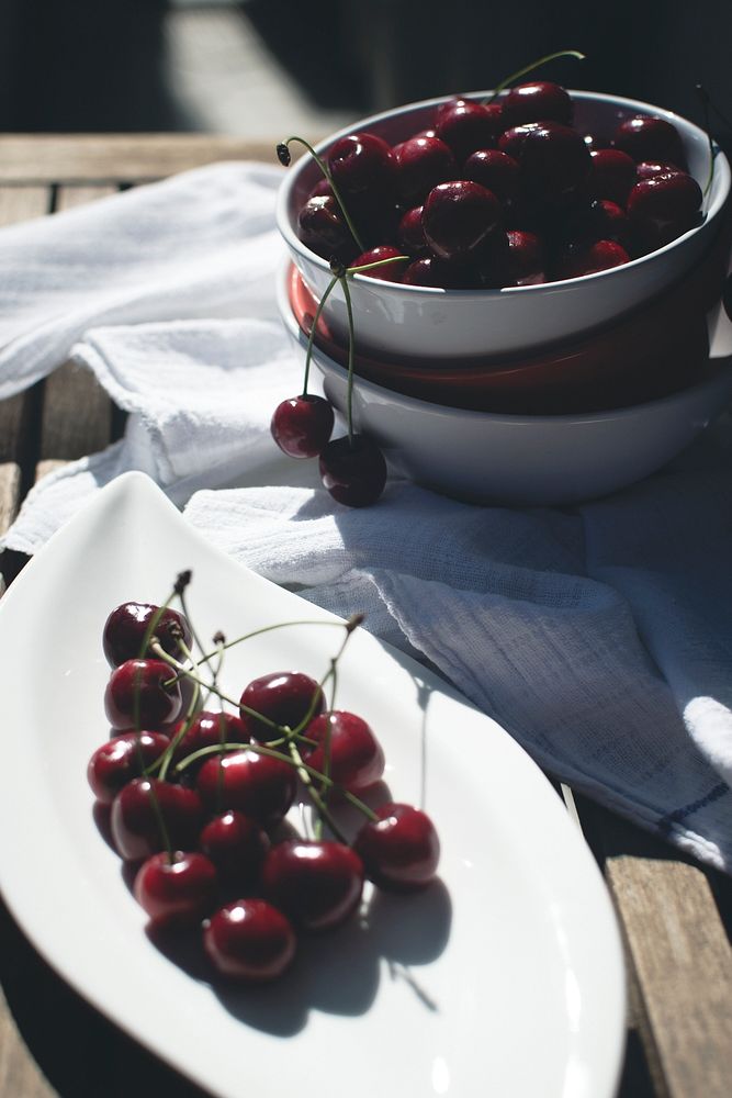Red cherries in the bowls