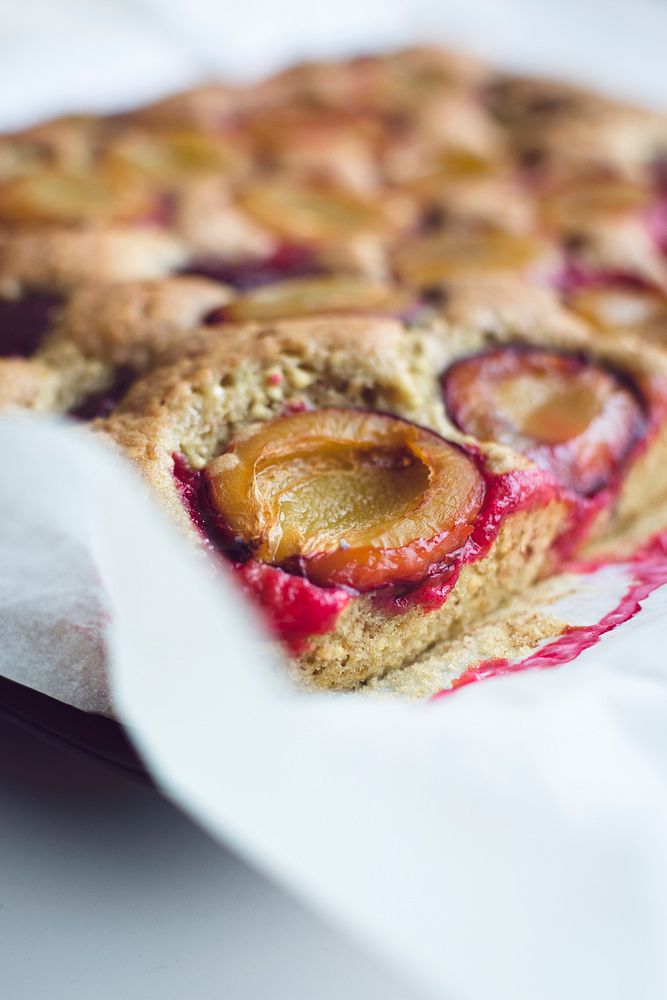 Polish plum cake (Placek ze Sliwkami)