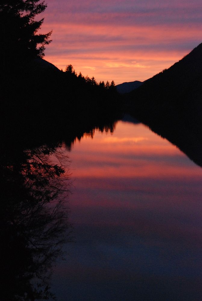 Lake Crescent sunset Burger. Original public domain image from Flickr