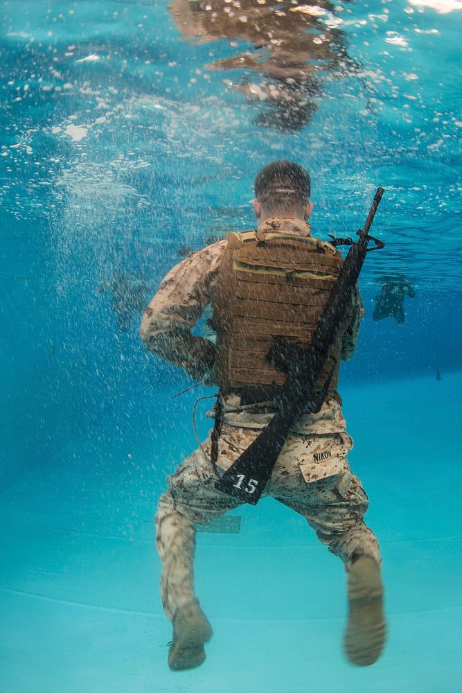 U.S. Marines assigned to the 2nd Marine Aircraft Wing participate in Water Survival-Advanced training at Marine Corps Air…
