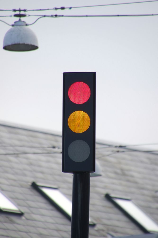 Traffic light. Free public domain CC0 image.