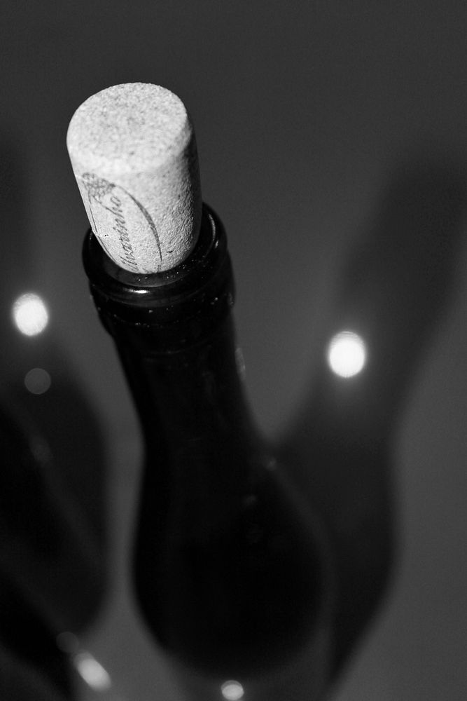 Wine bottle. Free public domain CC0 photo.