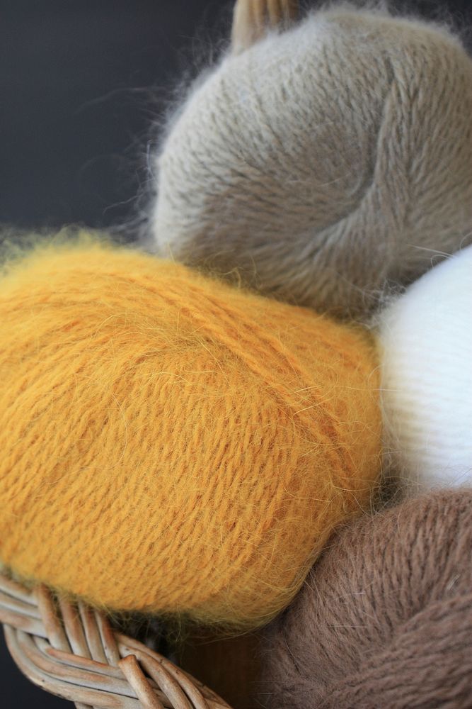 Knitting wool. Free public domain CC0 photo.