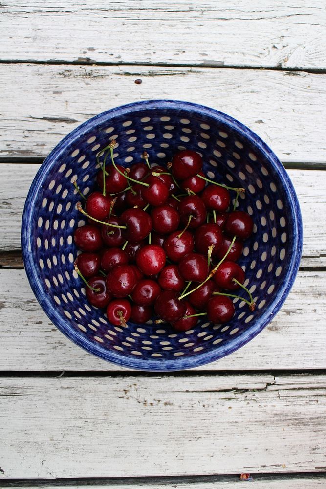 Closeup on bowl of red cherries. Free public domain CC0 photo.