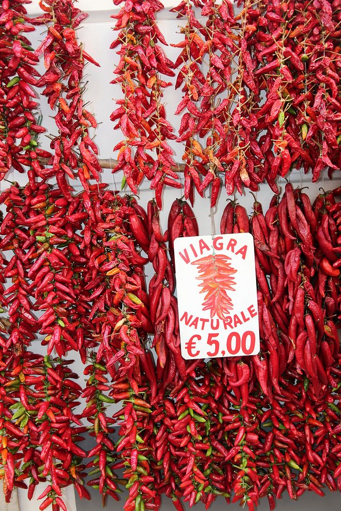 Hanging red chili. Free public domain CC0 photo