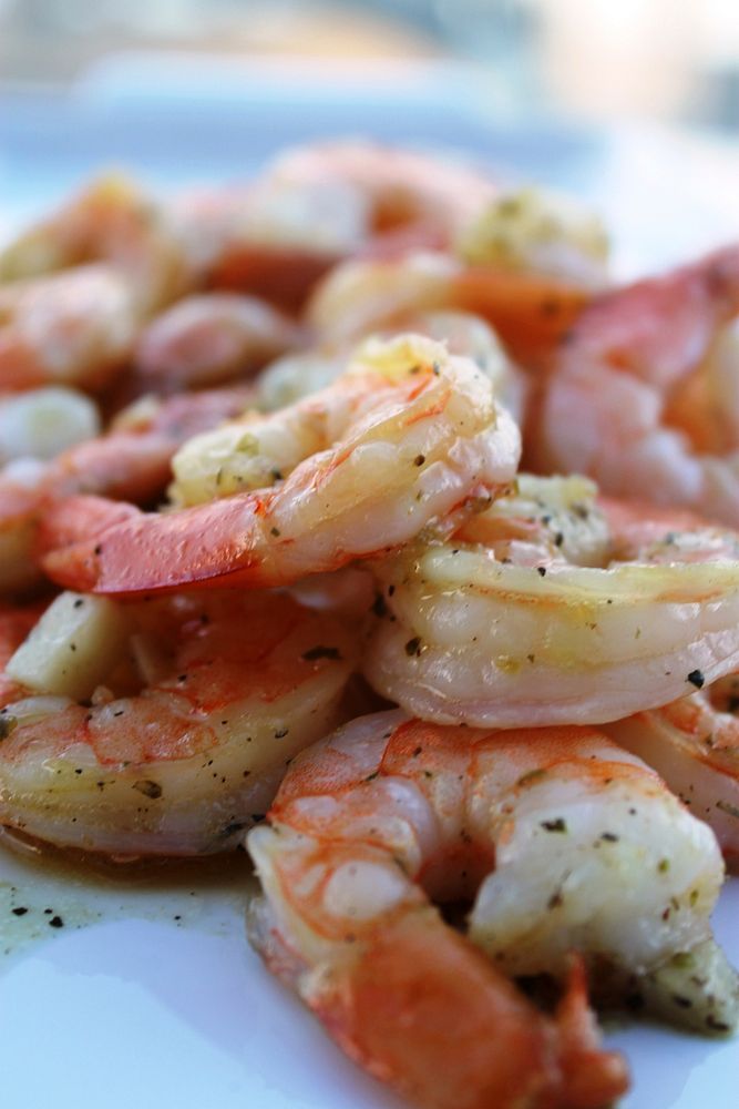 Shrimp stir fry. Free public domain CC0 photo.