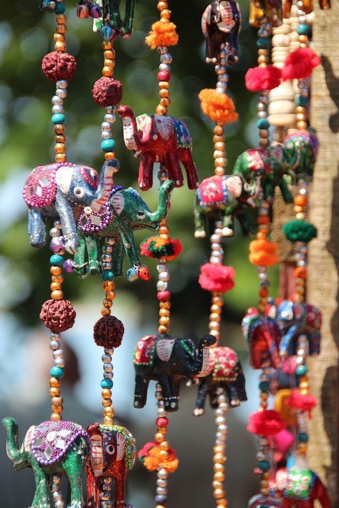 Elephant chain decoration. Free public domain CC0 photo.