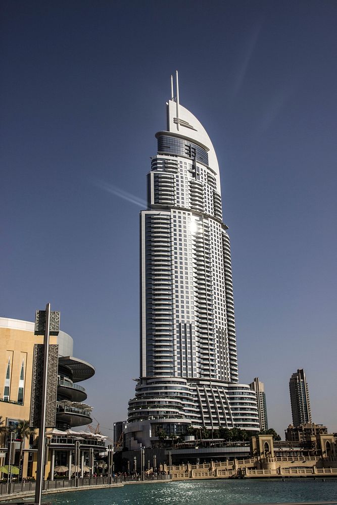 Skyscraper architecture in Dubai. Free public domain CC0 image.