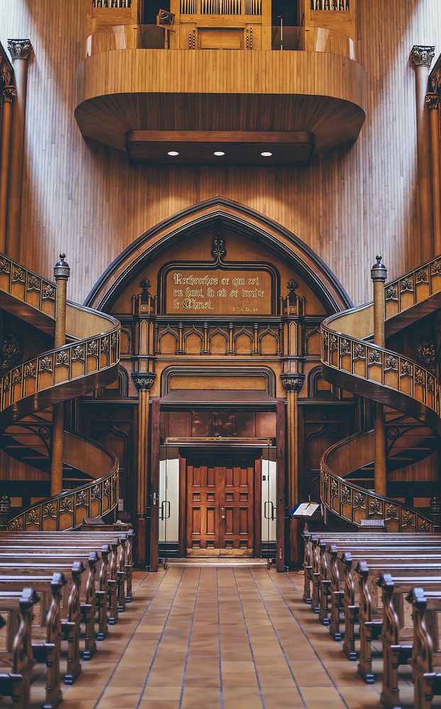 Free Notre Dame Basilica in Montreal image, public domain Catholic CC0 photo.