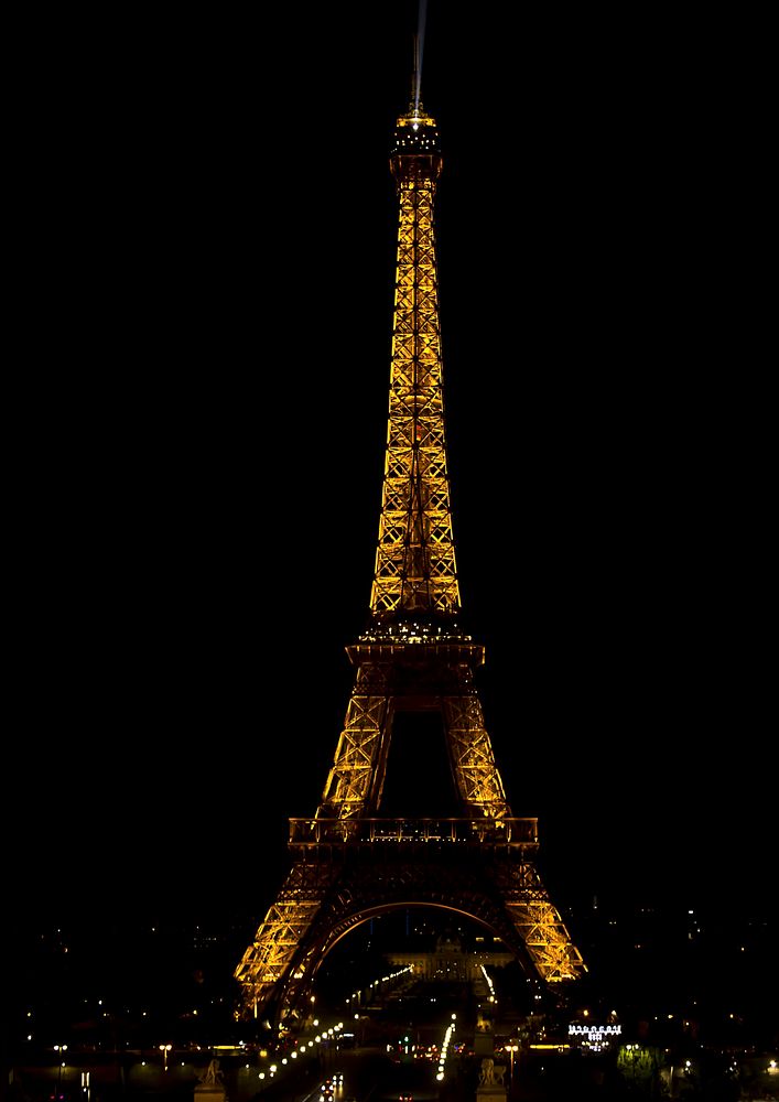 The Eiffel Tower, Paris. Free public domain CC0 photo.