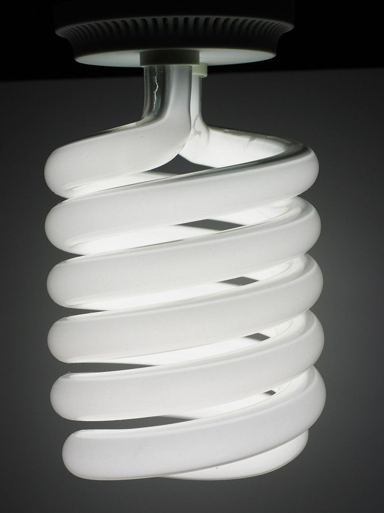 Fluorescent light bulb. Free public domain CC0 photo