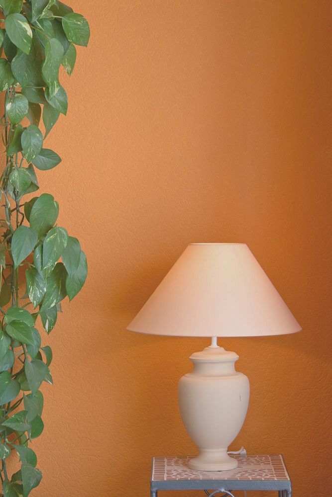 Table lamp in a room. Free public domain CC0 photo.