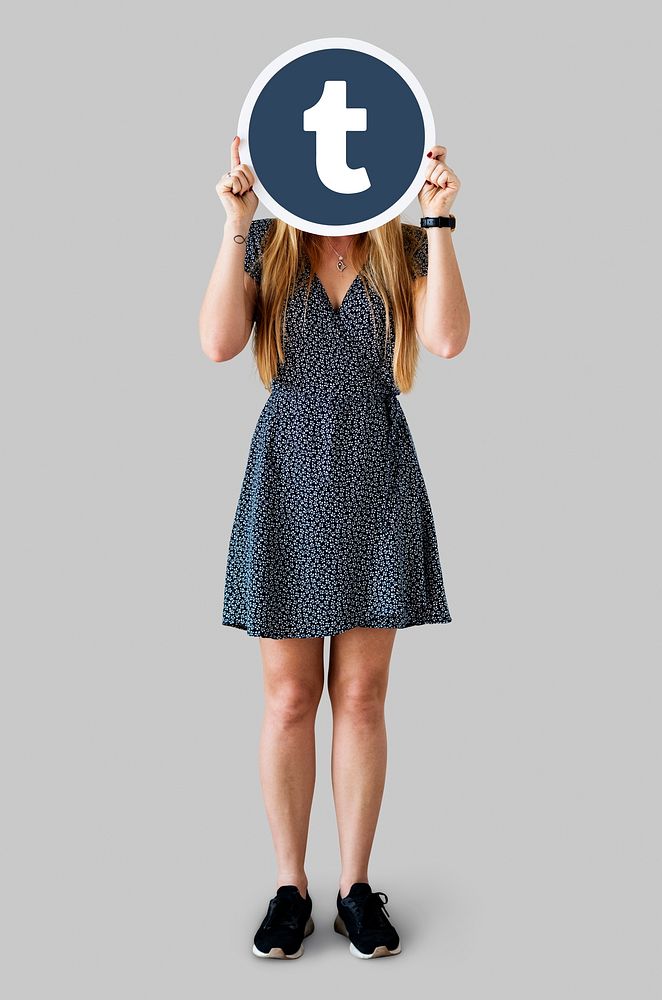 Woman showing a Tumblr icon