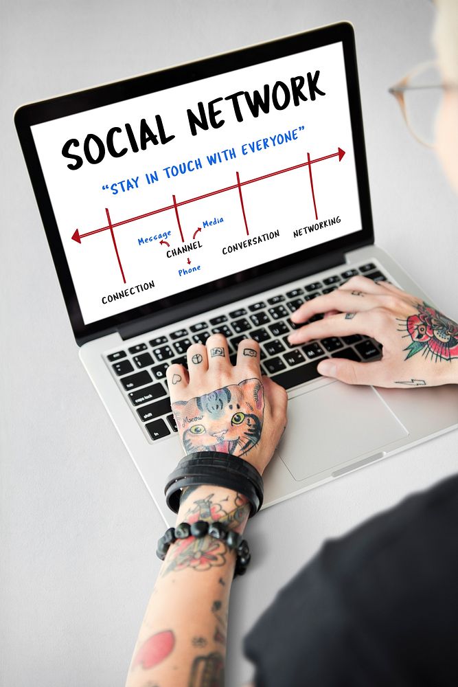 Reach Out Social Platform Connected Arrow