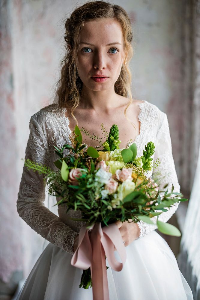 Bride in her wedding dress | Premium Photo - rawpixel