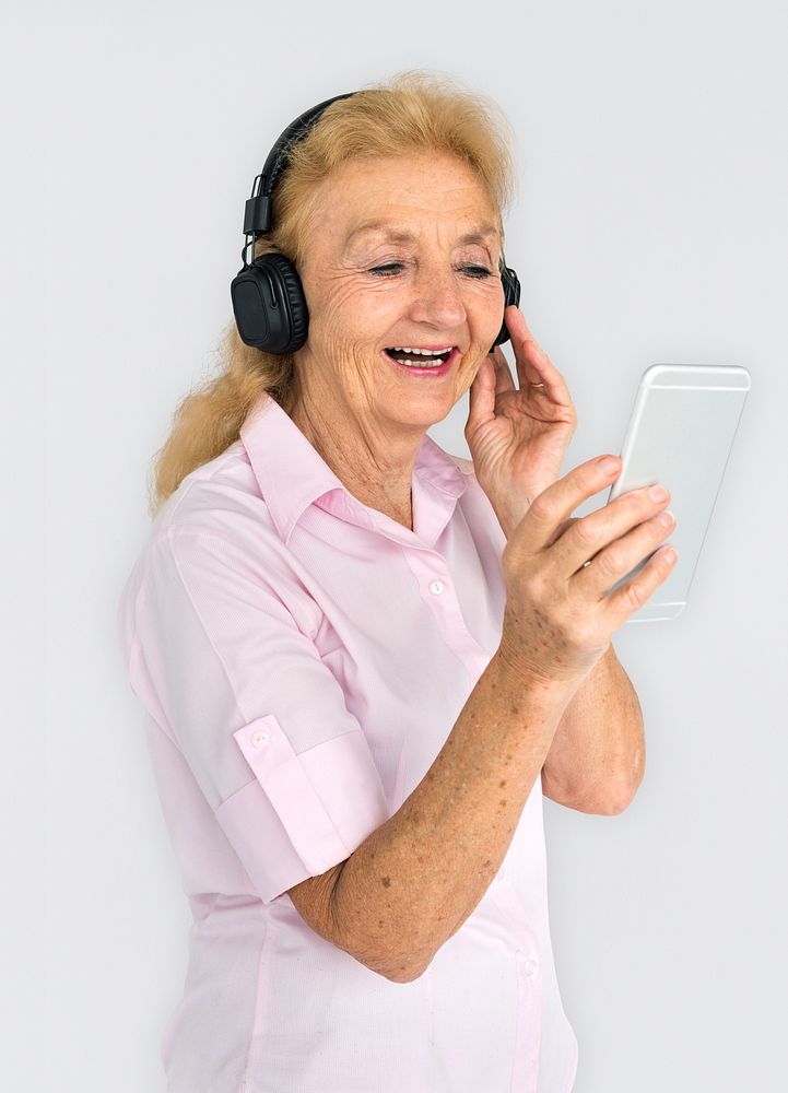 Senior Adult Use Mobile Headphone Concept