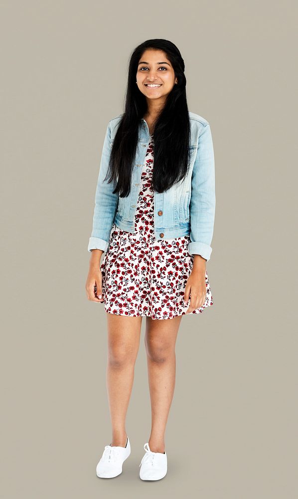 Young indian womn standing with casual outfit