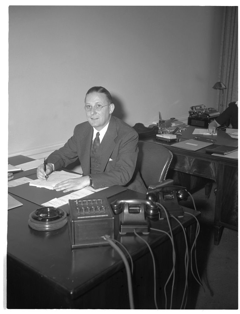 R.J. Lynch, executive assistant to the Director of Priorities. Sourced from the Library of Congress.