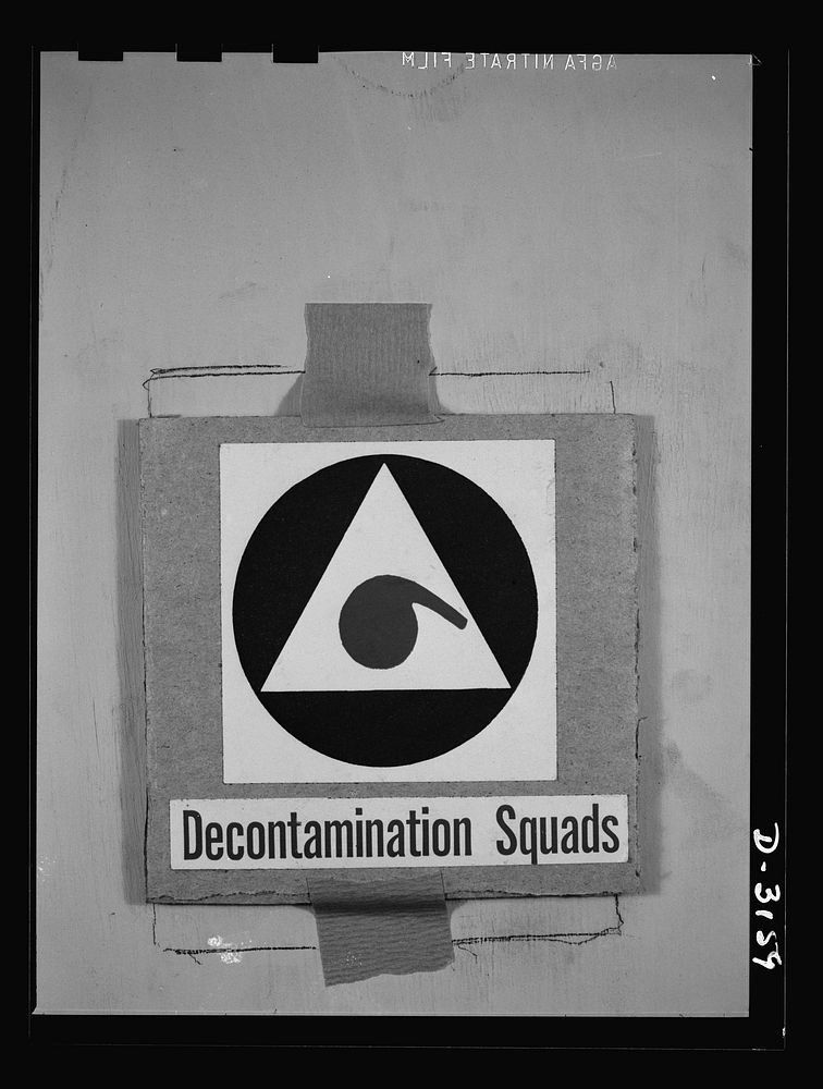 Insignia of Air Raid Protective Services. Sourced from the Library of Congress.