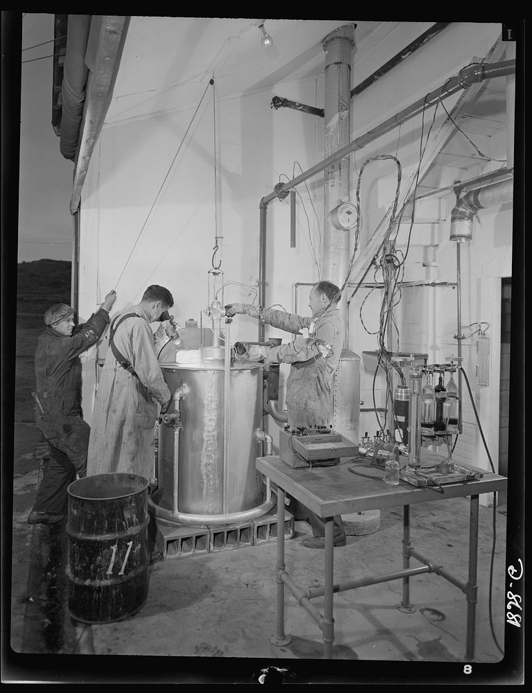 Science and research. Studies of non-coking coals. Research workers at the Golden, Colorado field station of the U.S. Bureau…