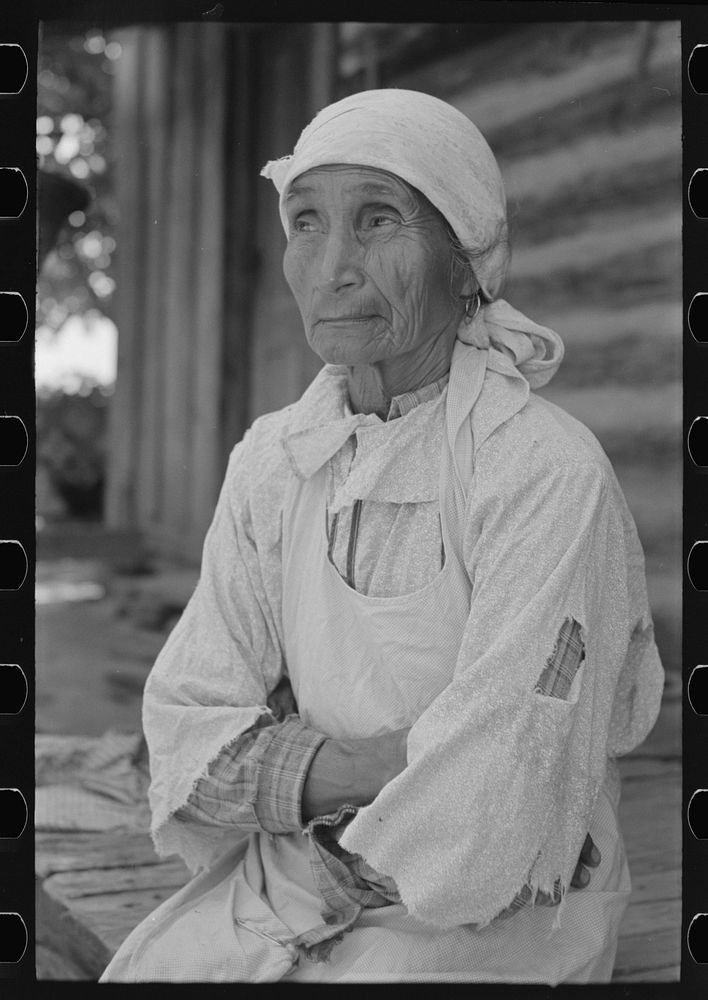 Indian woman, wife of farmer, McIntosh County, Oklahoma by Russell Lee